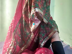 Bhabhi ki chut me ice cream daal kar chusa aur bhabhi ki gand chudai ki