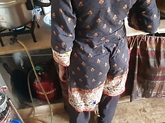 Delivery Boy Ne Neighbour Ko Chod Dya Kitchen Me