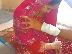 Indian Suhagrat - First Time Sex with Bhabhi devar ne bhabhi k chut or gaand dono ko choda full tight pussy clear voice