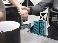 stepfather gives a risky handjob when he sees his stepdaughter wash the dishes
