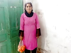 Kino beachyne wali ko choda aur gand mari A girl came to my house, she was very helpless and helpless, I lured her and fucked he