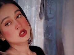 🇪🇺BEST SEXY FIGURE BHABHI SHOWING DEEP NAVEL AND BIG BOOBS