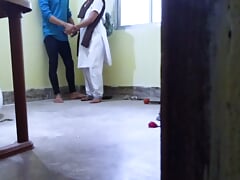 College student and teacher ne college ki store room me bindass chudai karte time kisine video bana di